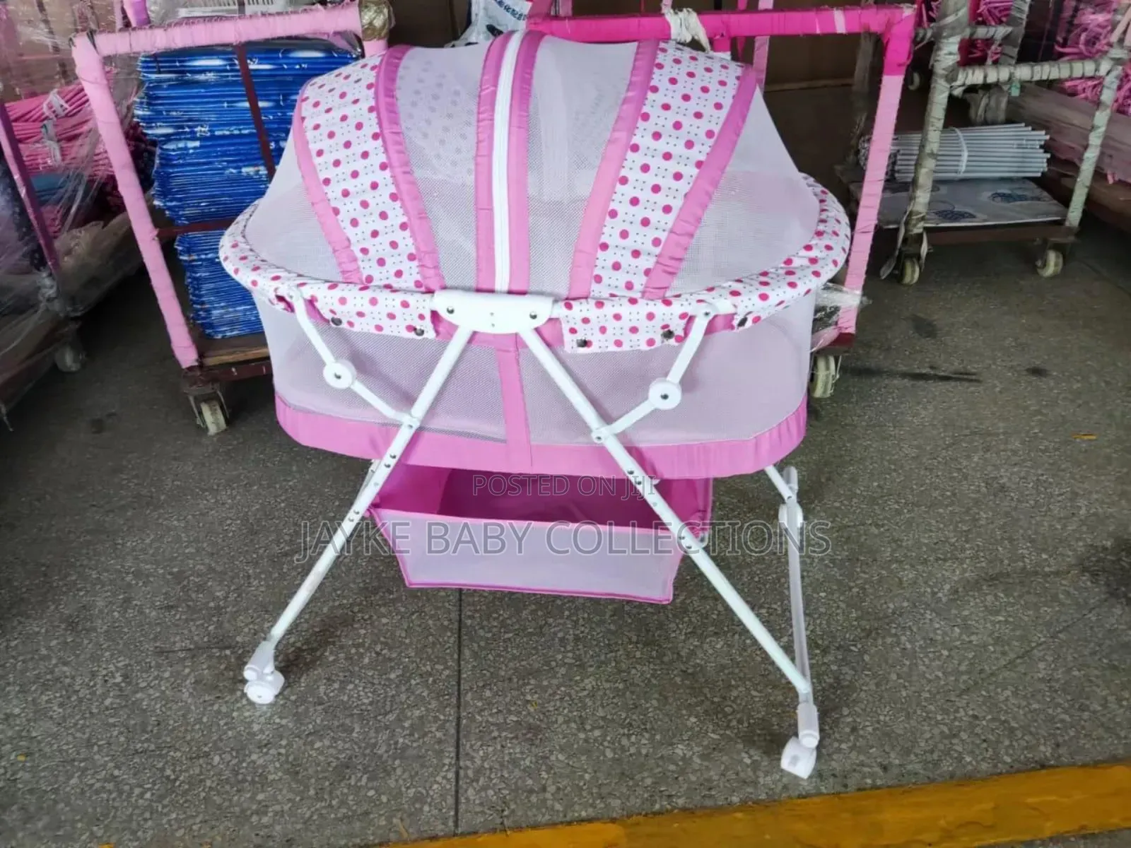 Foldable Baby Bassinet With Net Wheels