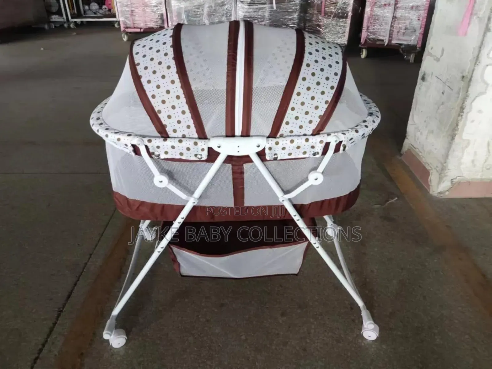 Foldable Baby Bassinet With Net Wheels