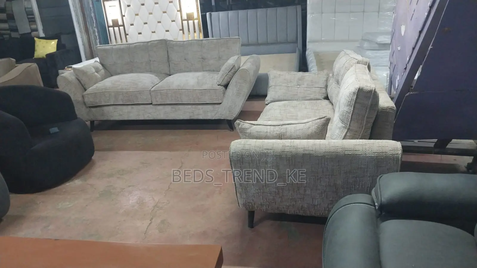 Might 5 Seater Mayai Designed Sofa