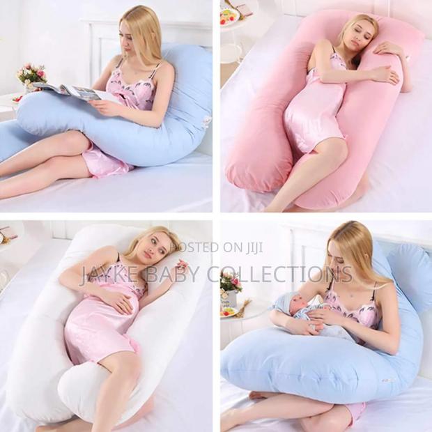 U-Shaped Pregnancy Maternity Pillow With Cover - thumbnail 3