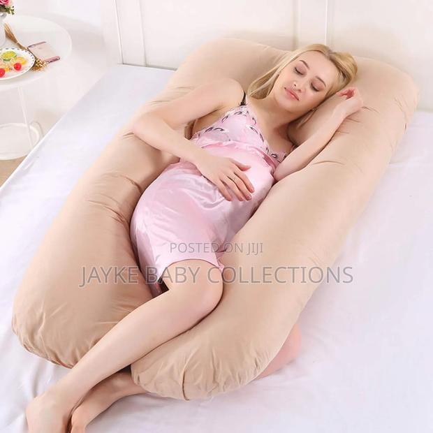 U-Shaped Pregnancy Maternity Pillow With Cover - thumbnail 4