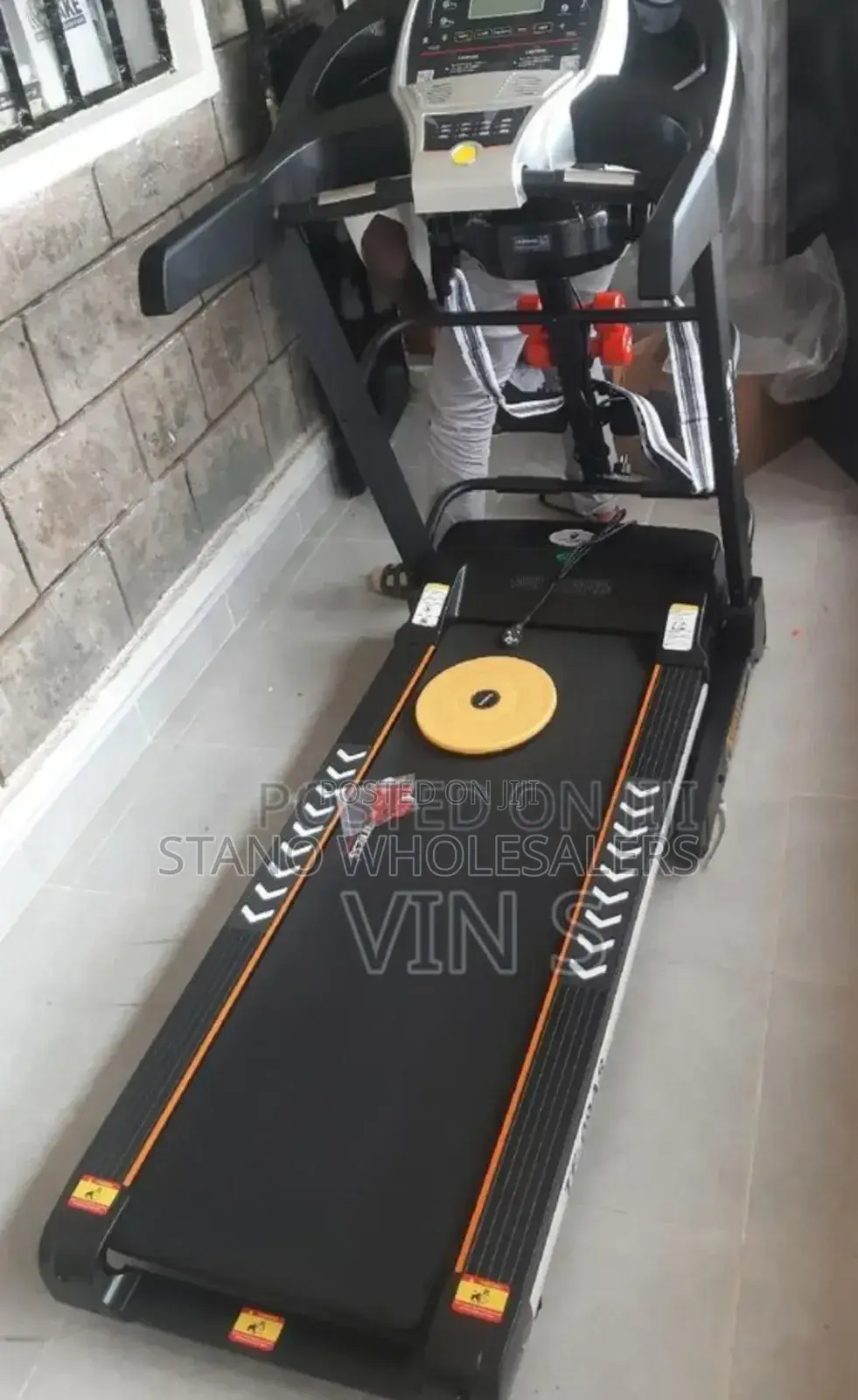 Complete Set Treadmill Machine With Masage Belt