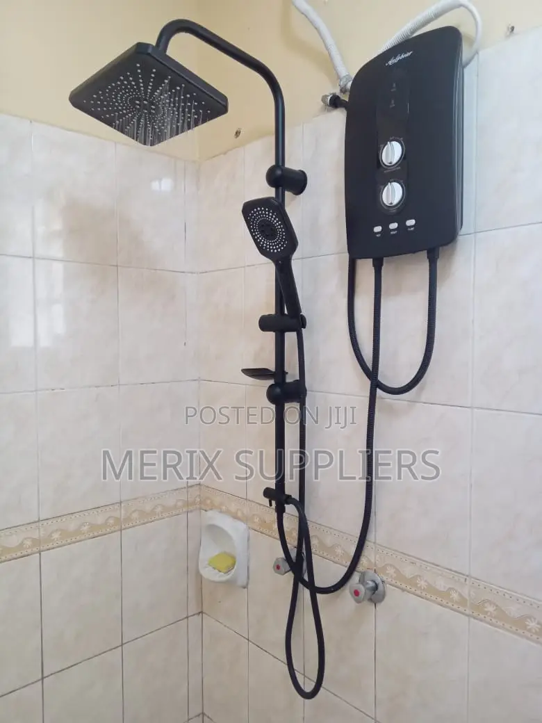 Black Anlabeier Heater With Pump + Black Rain Shower – Salty Water