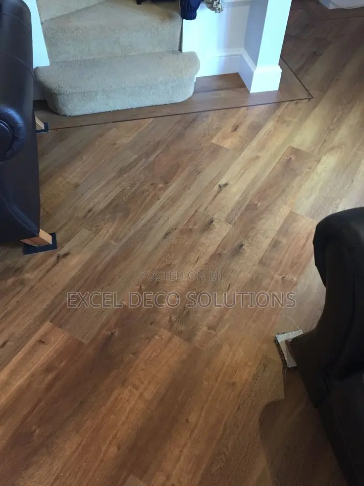 Laminate Floor Boards Available in Different Shades