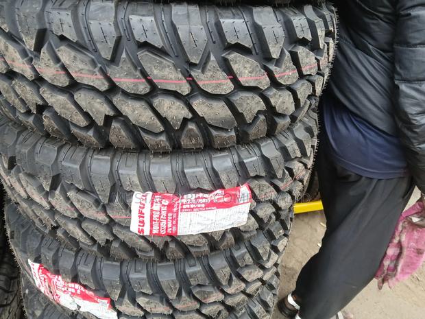 Sunfull 235/75r15 Mt