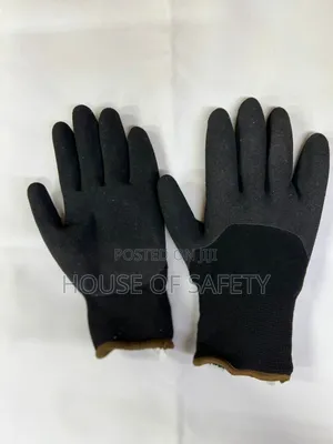 Black Cold Room Gloves Padded