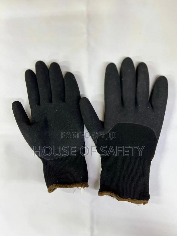 Black Cold Room Gloves Padded - thumbnail 2