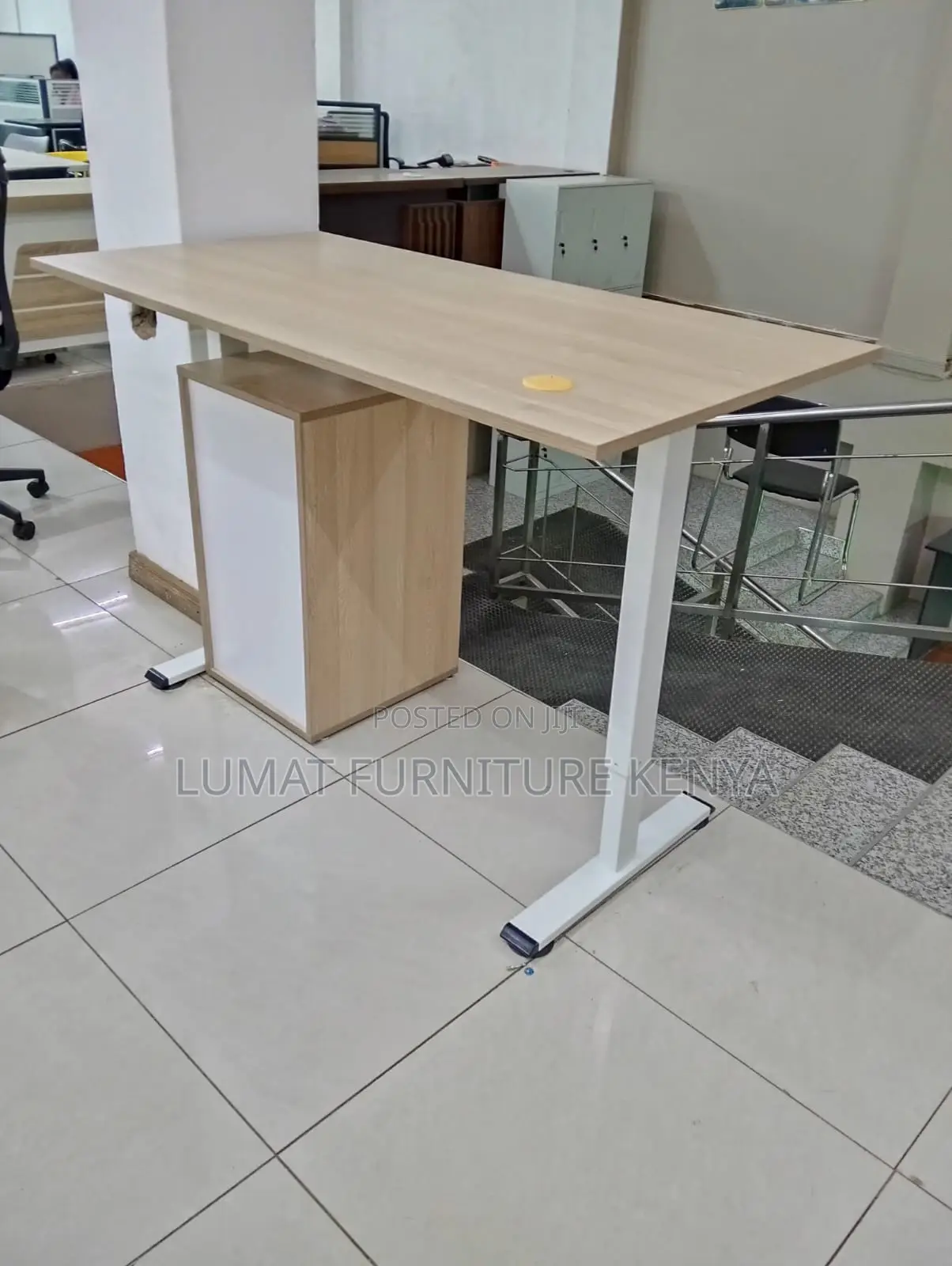 Office Table 1400mm Adjustable With Mobile Drawer Unit