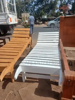 Sun Lodgers and Sun Beds