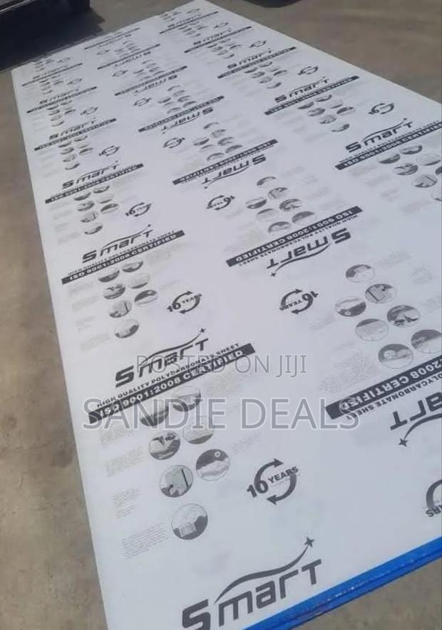 Durable Polycarbonate - thumbnail 2