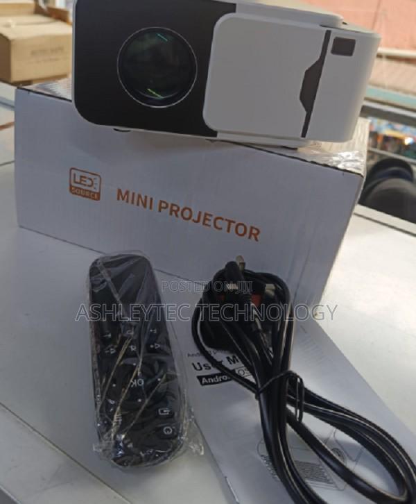 T6 Smart Android Mini Projector
