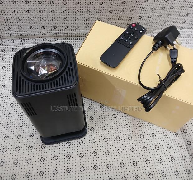 Hy320 Projector: Highlight Lens, Remote Usb-Enabled - main view
