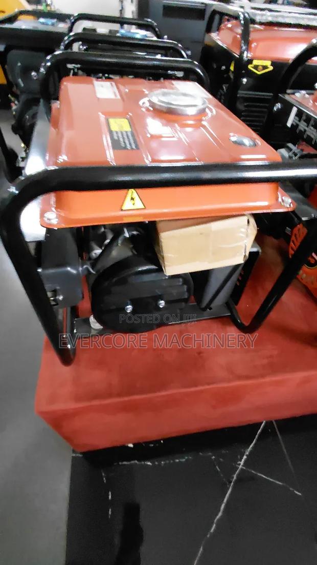 Astramilano Italy 1.5kva Petrol Generator 2stroke. - thumbnail 2