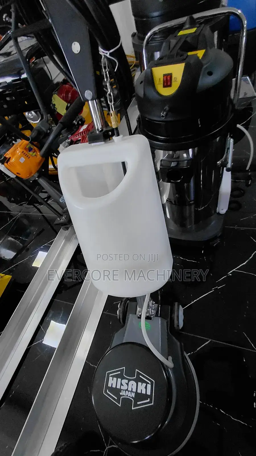 Hisaki Japan Floor/Carpet Scrubbing Machine Electric With Brushes.