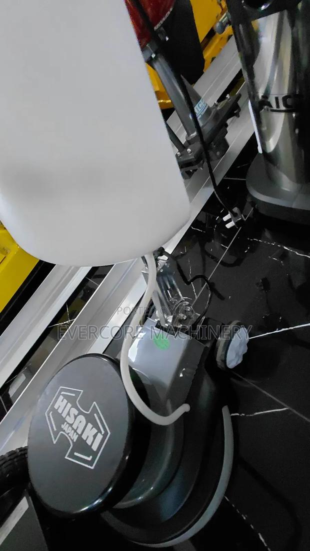 Hisaki Japan Floor/Carpet Scrubbing Machine Electric With Brushes. - thumbnail 2