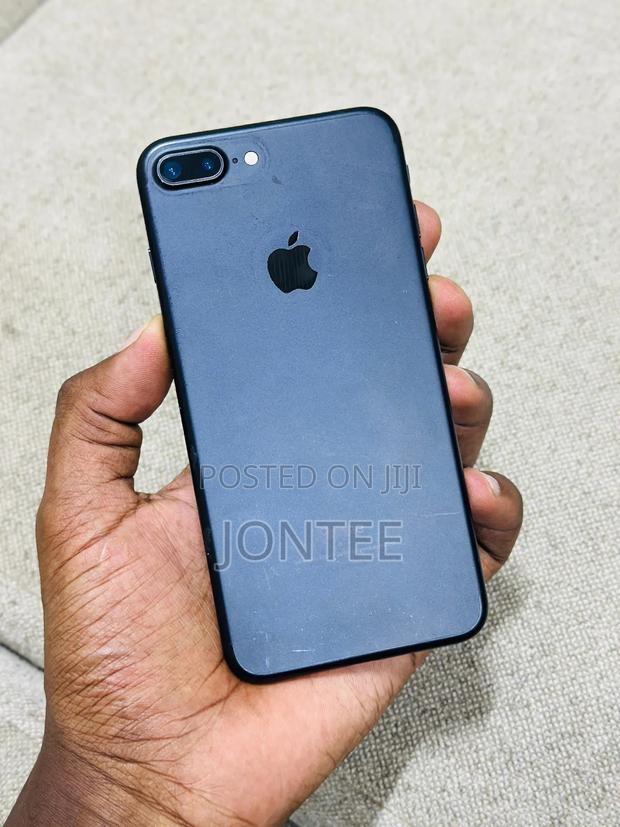 Apple iPhone 7 Plus 128 GB Black - thumbnail 2