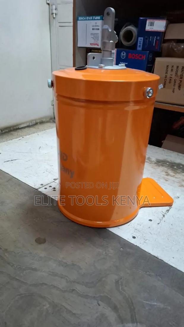 10kg Grease Bucket - main view