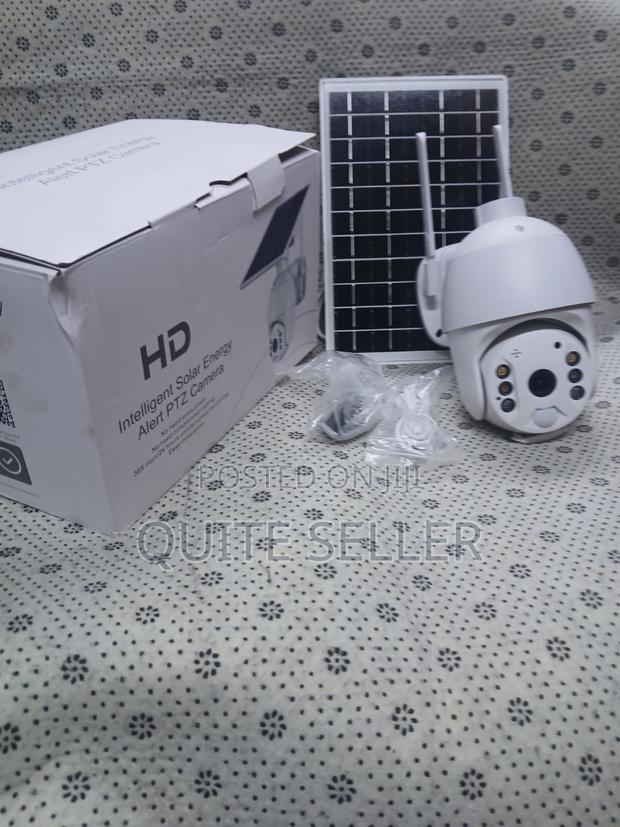 4g Simcard Ubox 4 Megapixel High Defination Solar Powered Outdoor CCTV