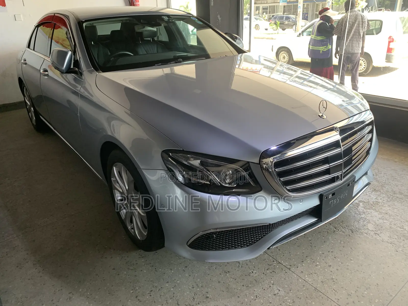 Mercedes-Benz E400 2018 Silver
