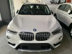 BMW X1 xDrive28i AWD 2018 White