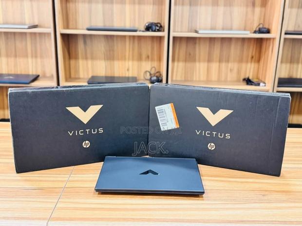 New Laptop HP Victus 15 16GB Intel Core i5 SSD 512GB - main view