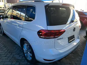 Volkswagen Touran 2018 Pearl