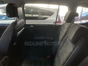 Volkswagen Touran 2018 Pearl