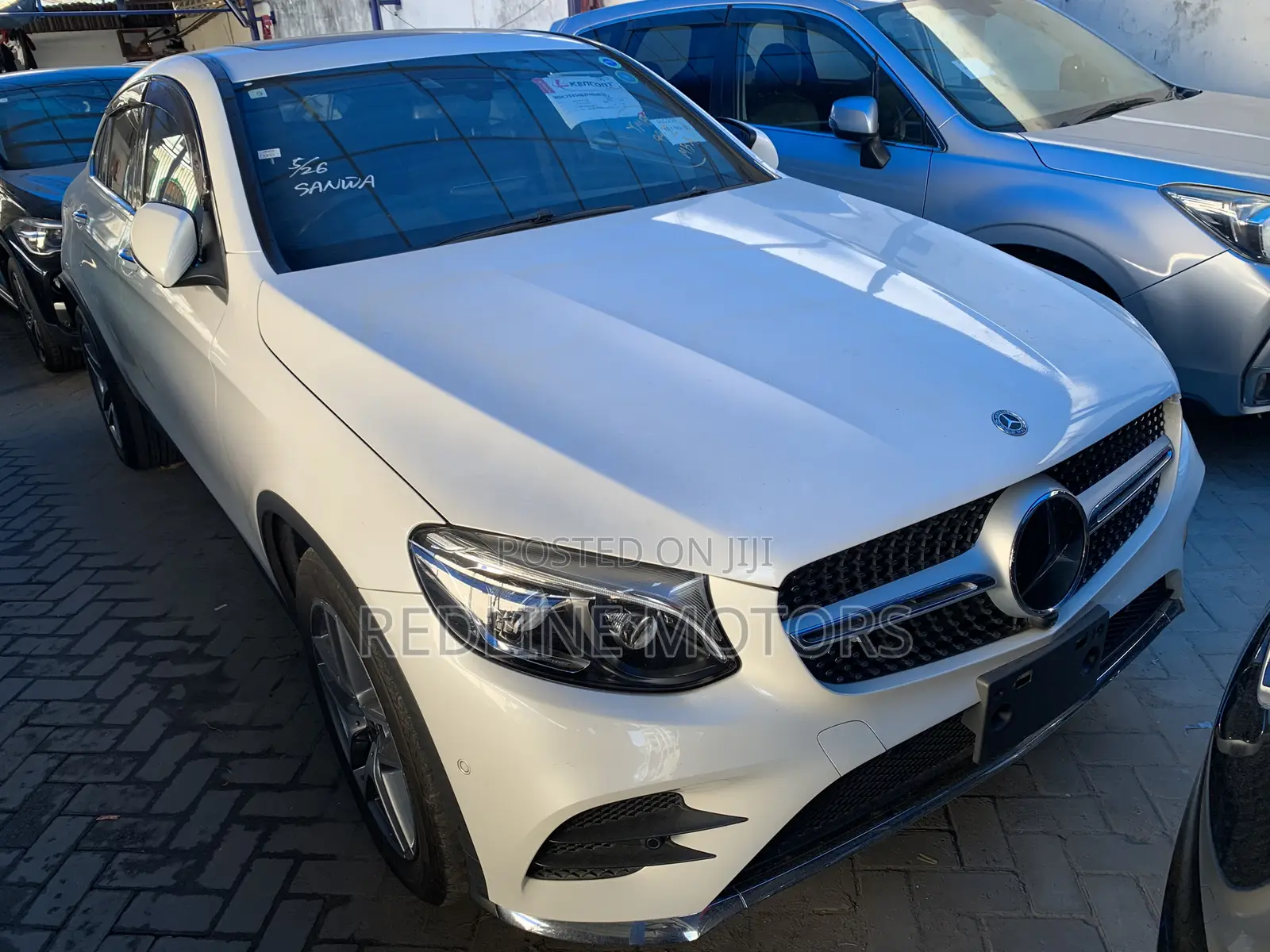 Mercedes-Benz GLC-Class 2018 Off white