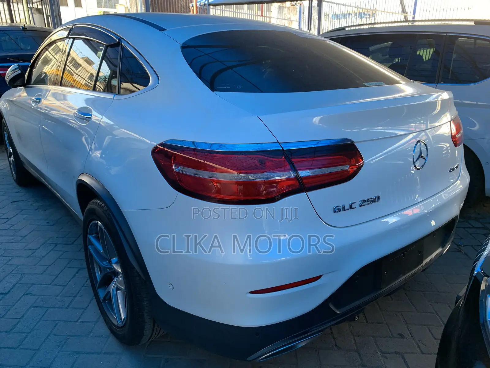Mercedes-Benz GLC-Class 2018 Off white