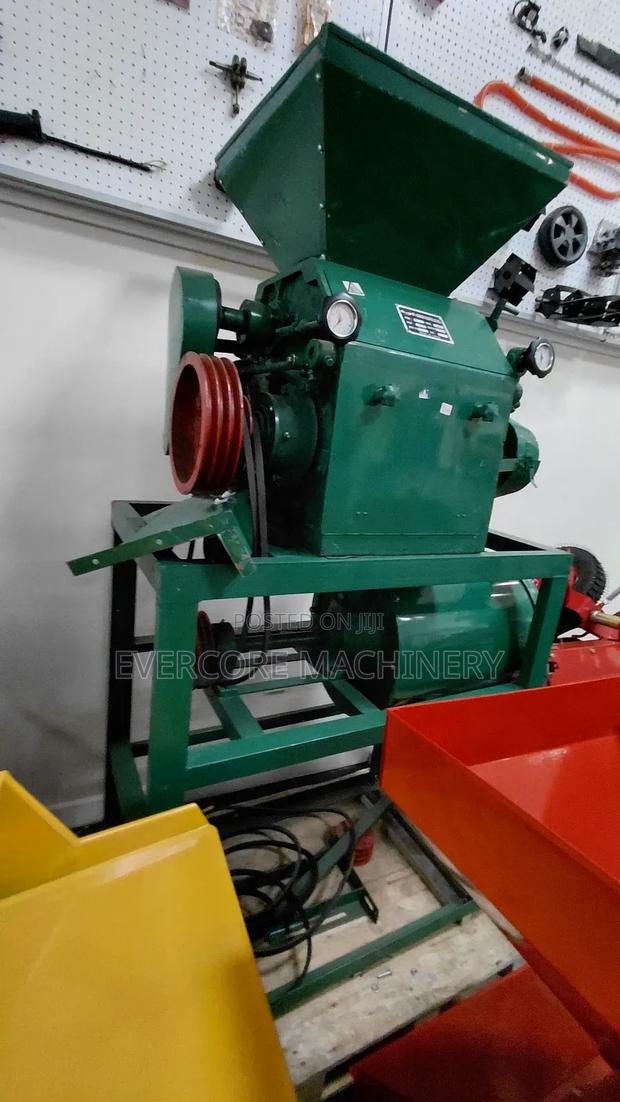 Milano Italia Combined Maize Flour Roller Mill Machine 400kg Per Hr . - thumbnail 3