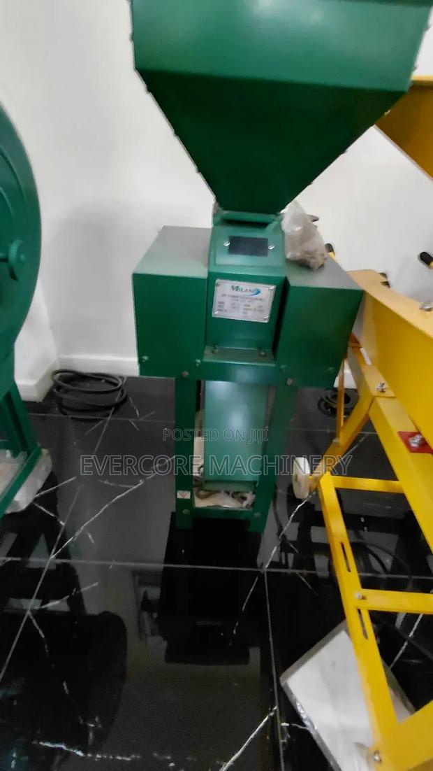 Milano Italia Combined Maize Flour Roller Mill Machine 400kg Per Hr . - thumbnail 4