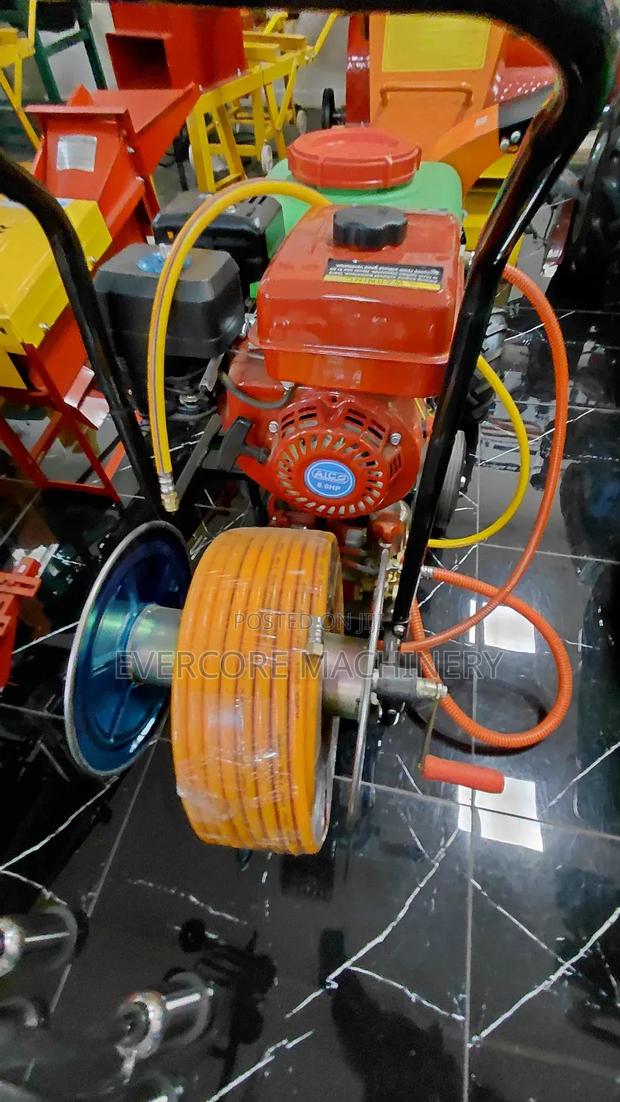 Commercial 60l Agricultural Power Sprayer 8hp Engine. - thumbnail 2