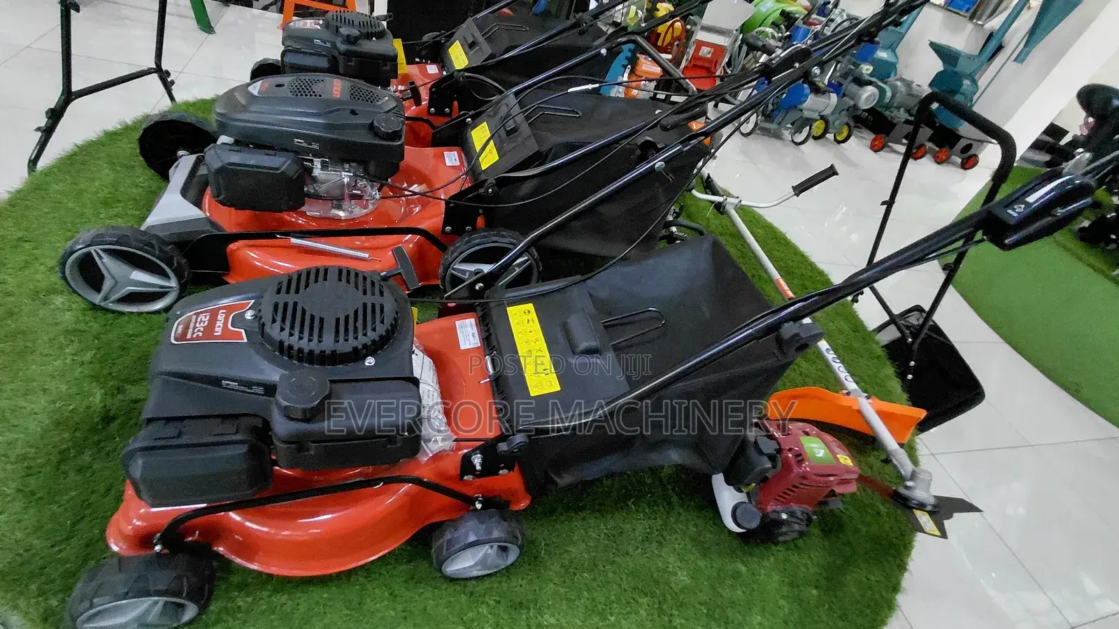 Loncin Heavy Duty 123cc Gasoline Lawn Mower Machine.