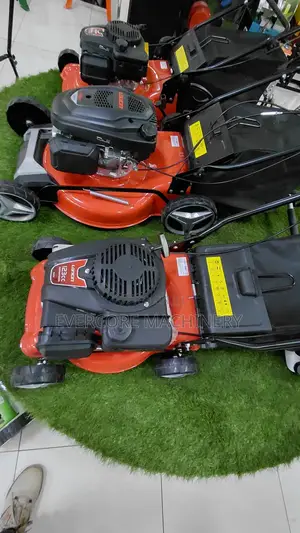 Loncin Heavy Duty 123cc Gasoline Lawn Mower Machine.