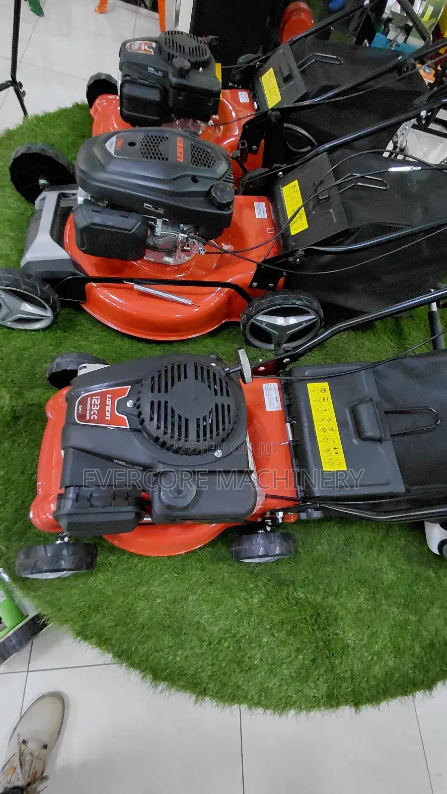 Loncin Heavy Duty 123cc Gasoline Lawn Mower Machine.