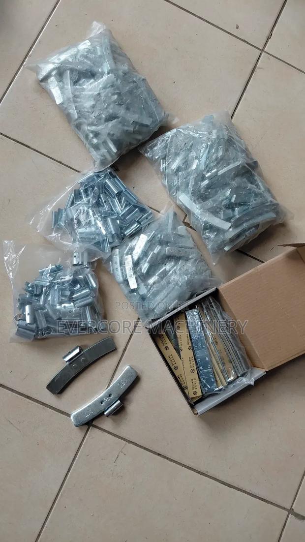 Quality Wheel Balancing Weights and Stick Ons. - thumbnail 3