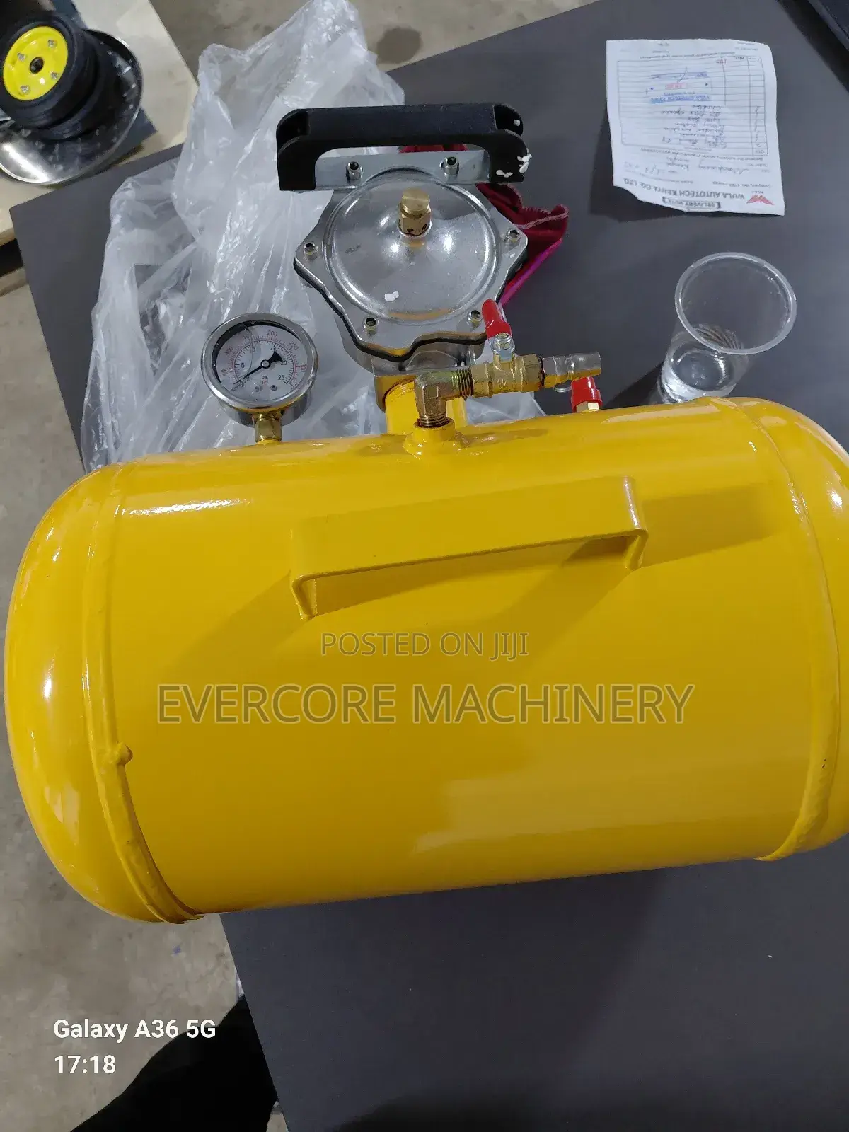 Heavy Duty Tyre Blaster Machine 25litres Capacity.