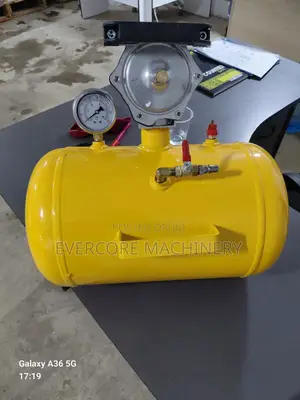 Heavy Duty Tyre Blaster Machine 25litres Capacity.