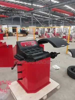 Heavy Commercial Truck Wheel Balancer Machine Italian.