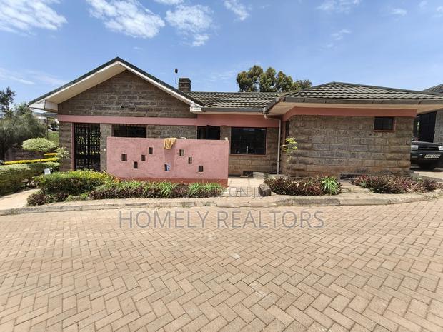 4bdrm Bungalow in Kerarapon for rent - thumbnail 5