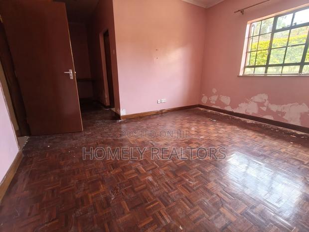 4bdrm Bungalow in Kerarapon for rent - thumbnail 10