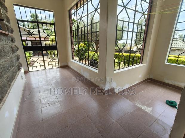 4bdrm Bungalow in Kerarapon for rent - thumbnail 17