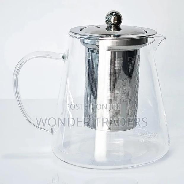Glass Tea Pot With Infuser* .