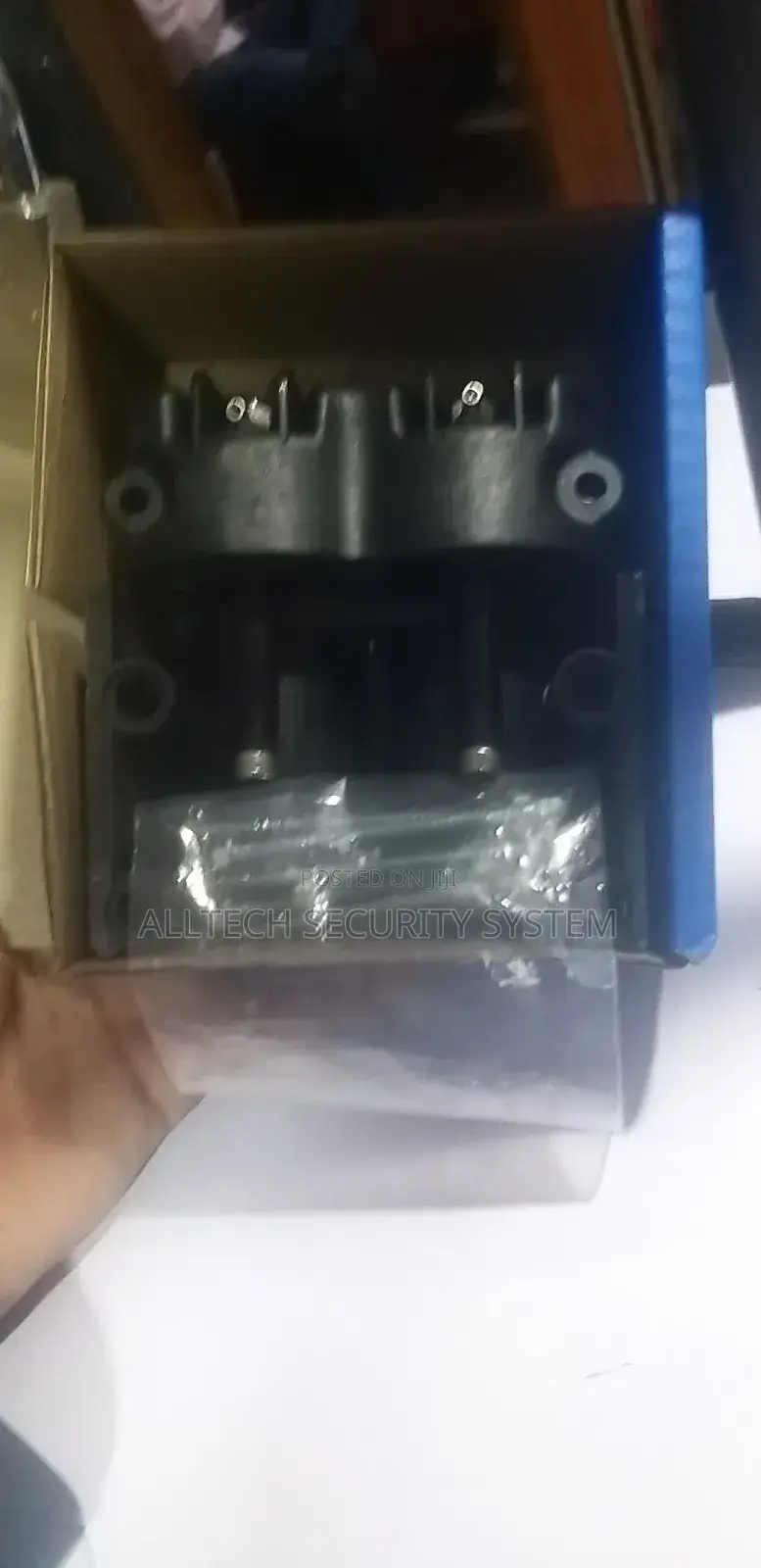 Nemtek Gate Contact