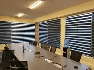 Easy to Clean and Maintain Horizontal Office Window Blinds