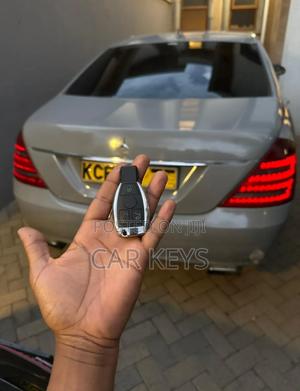 Mercedes Benz Lost Key Replacement Services - thumbnail 2