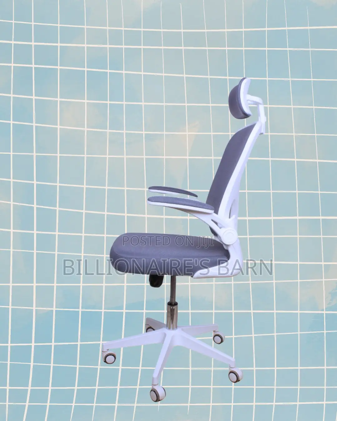 Orthopedic White Ergonomic Office Chair — Breathable in Hot Weather