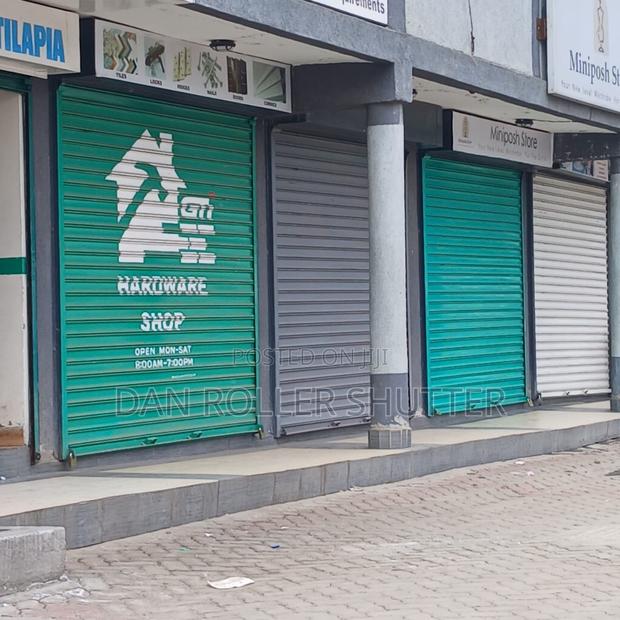 Manual Shutters – Operated by Hand, Cheaper but Require Effort. - thumbnail 2