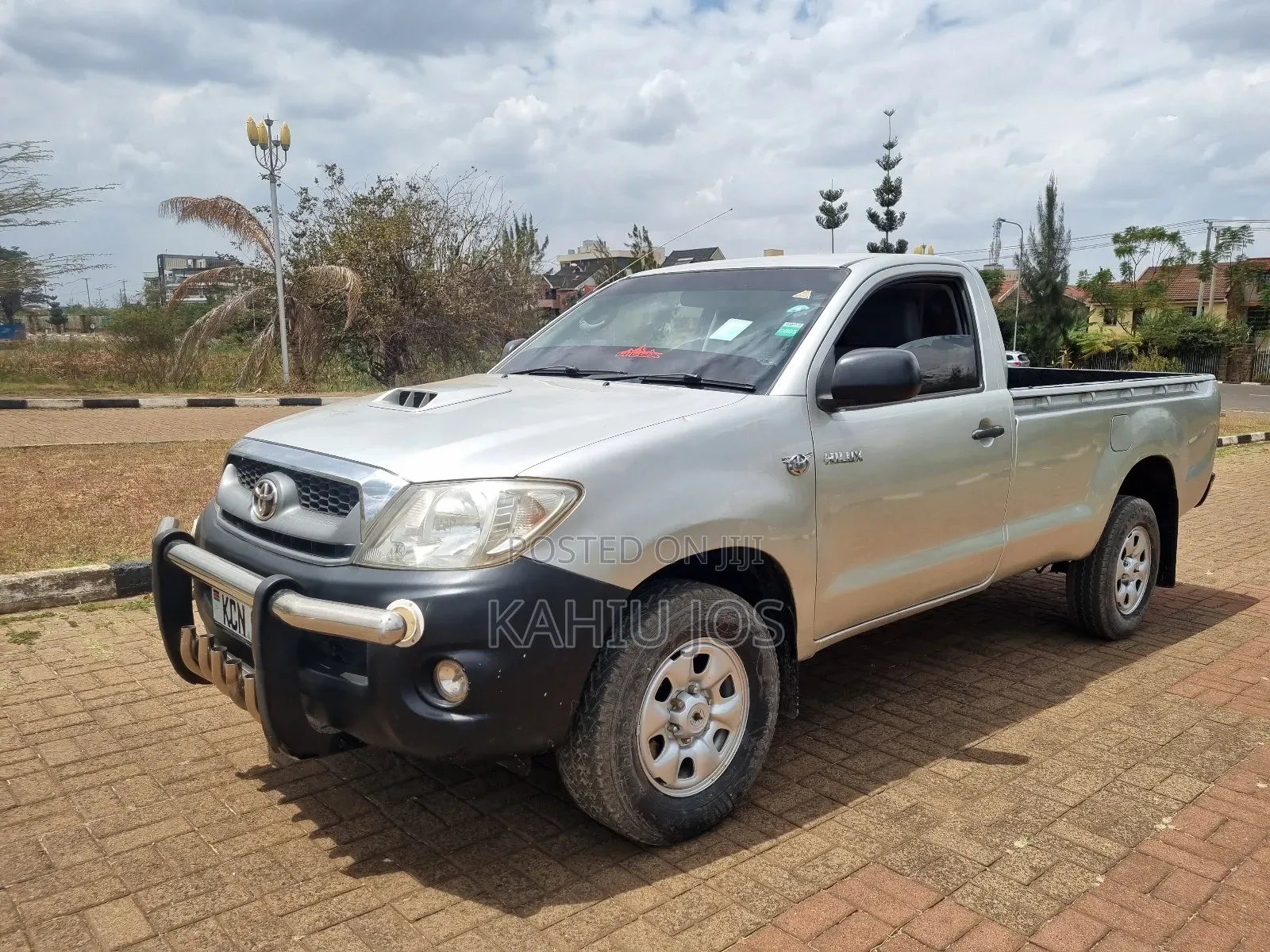 Toyota Hilux 2010 Gray
