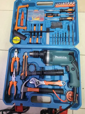 Corded Makita Drill 750w With Bits